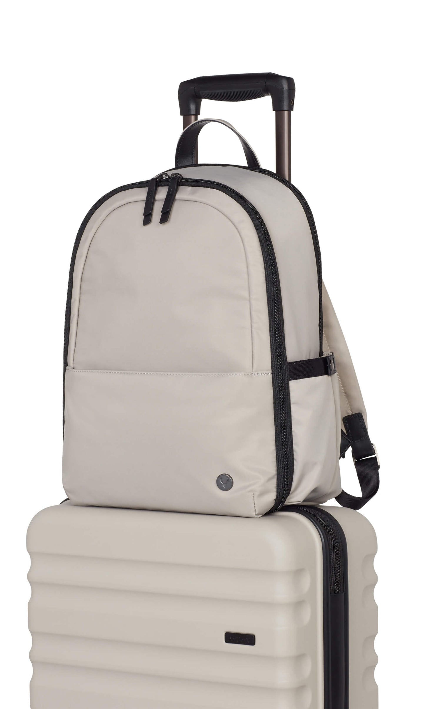 Chelsea backpack in taupe